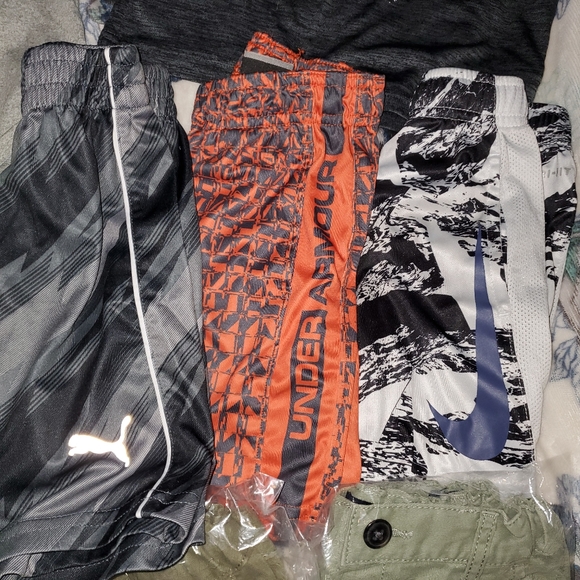 Boys 4t lot - Picture 4 of 4